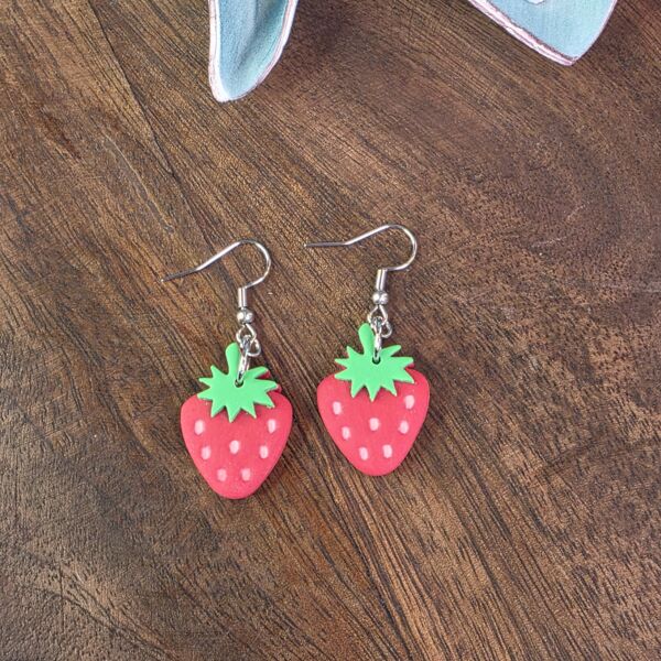 Strawberry Dangle Earrings Thumbnail